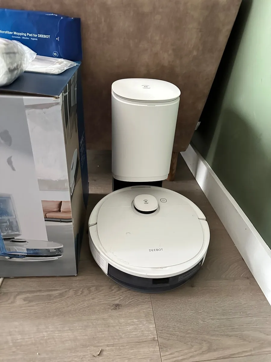 Ecovacs Deebot N8+ Pro Robot Vacuum Mop - Extras - Image 2