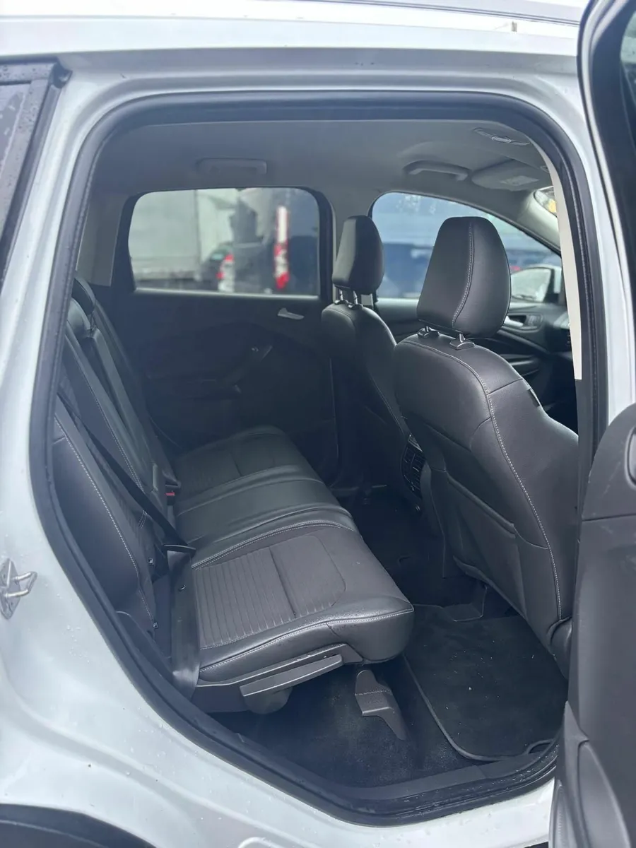 Ford Kuga 2018 NEW DOE - Image 4