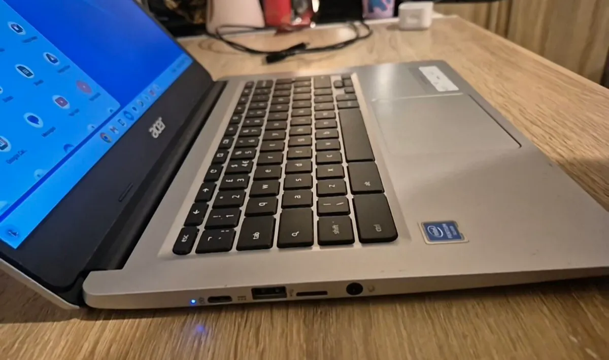 LAPTOP ACER CHROME BOOK PLUS 
514 14"  WORKING PER - Image 3