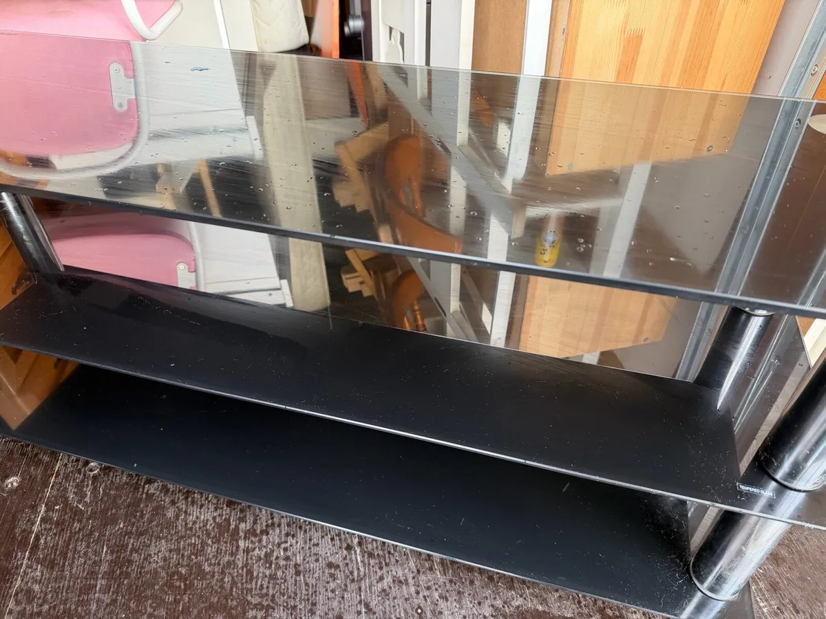 Glass stand - Image 2