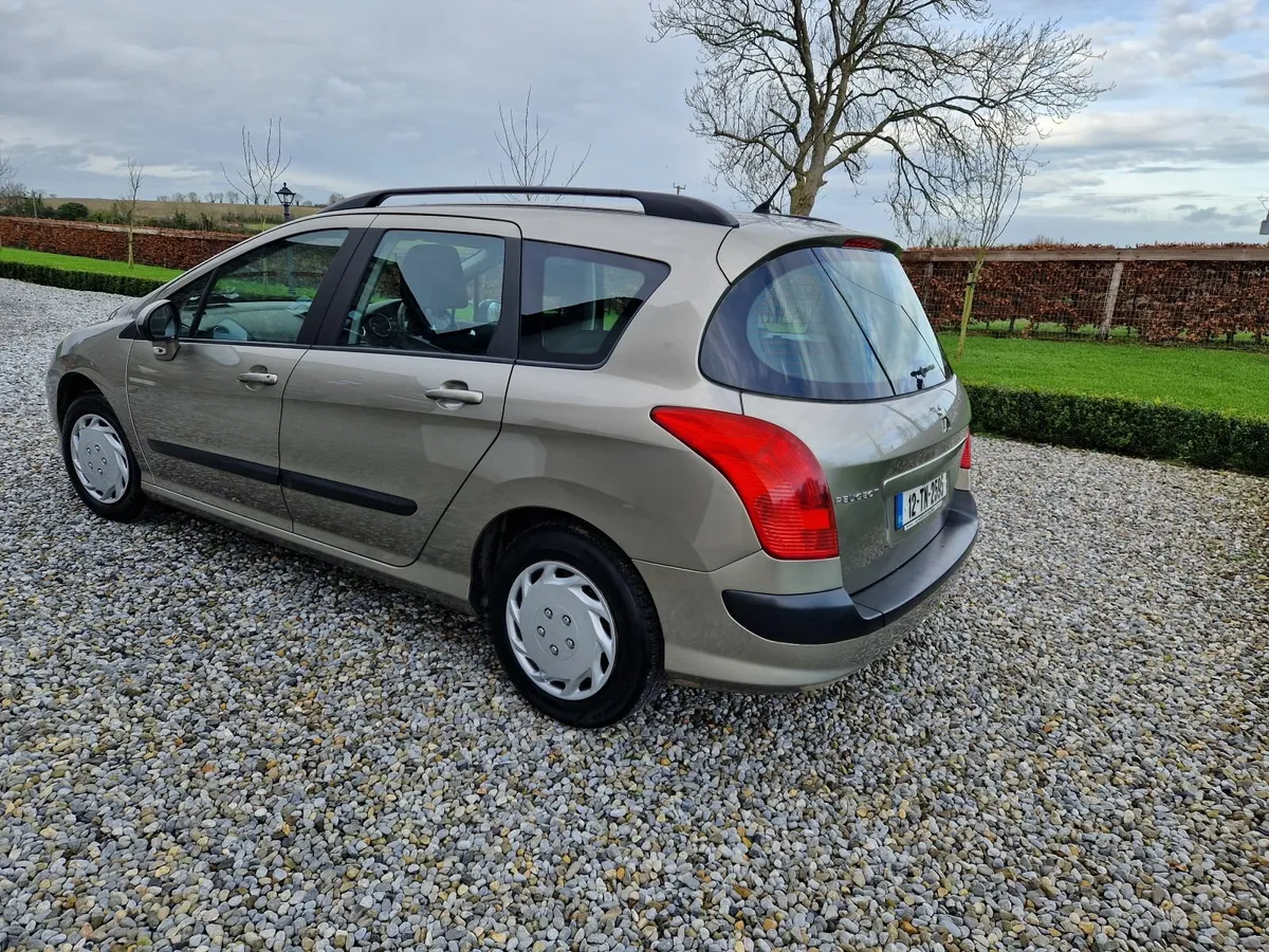 Peugeot 308 2012 - Image 2