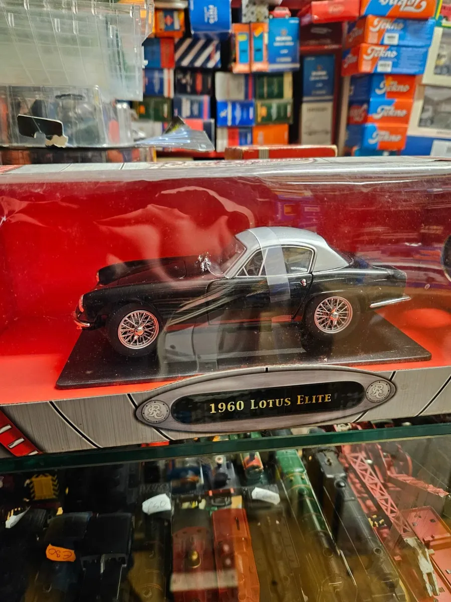 Corgi Road Signature Lotus Elite 1.18 - Image 4