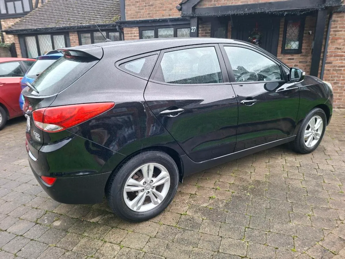 HYUNDAI IX35 CRDI 2012 ONLY 109000 MLS - Image 2