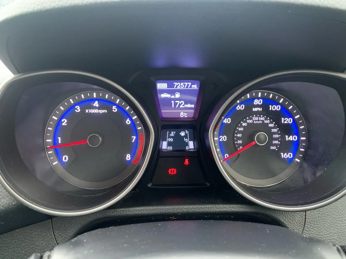 Hyundai i30 2012 - Image 2