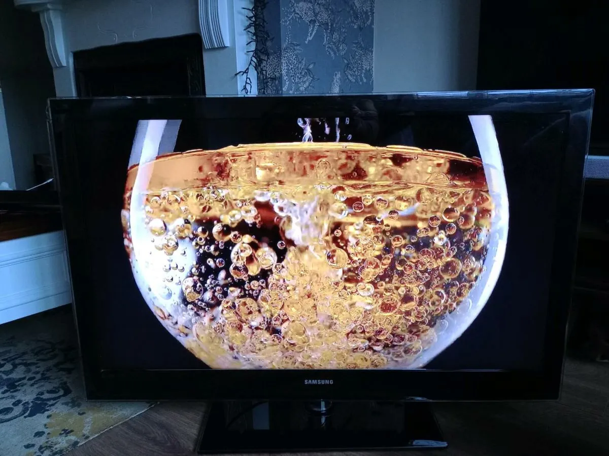 Samsung 46"full HD TV not smart LE46B75 - Image 2