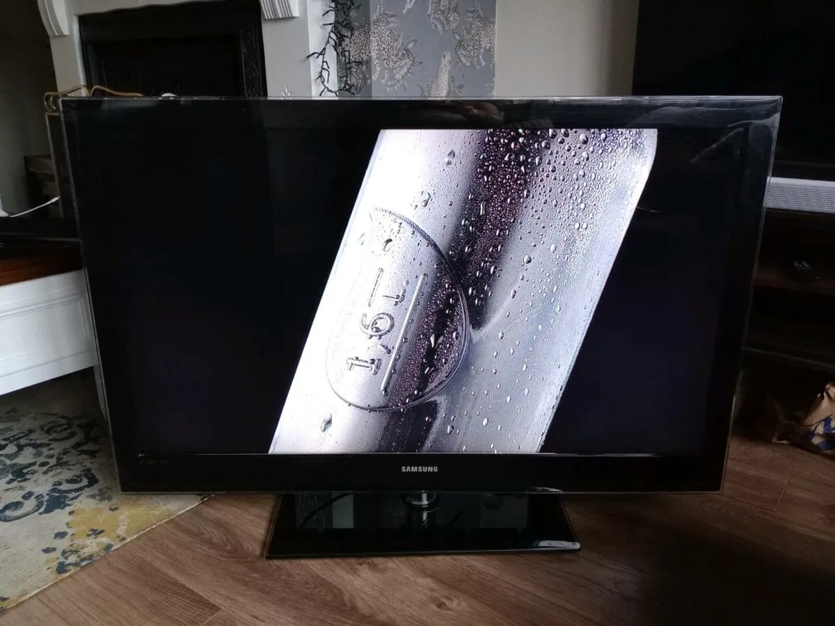 Samsung 46"full HD TV not smart LE46B75 - Image 4