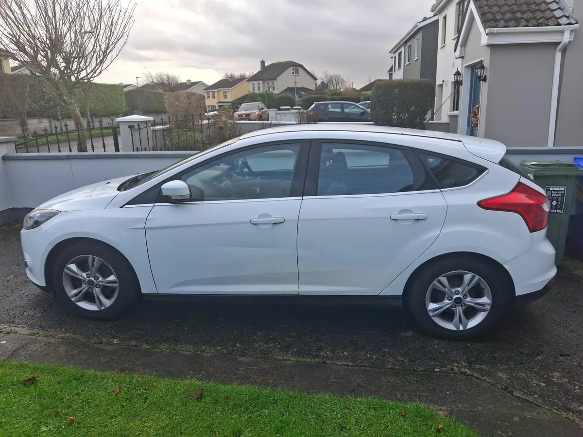 Ford Focus 2013 - Image 1