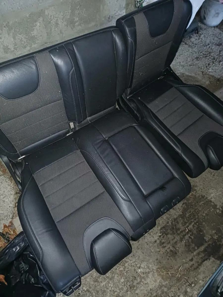 Kuga rear seats - Image 2
