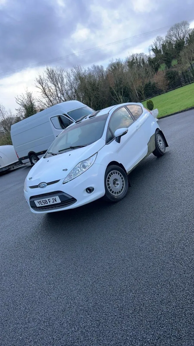 Ford fiesta R2 - Image 3