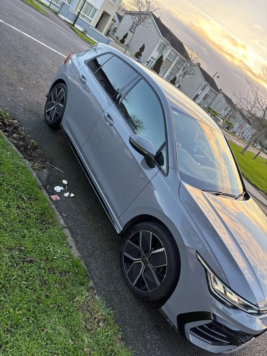 Volkswagen golf R line - Image 2
