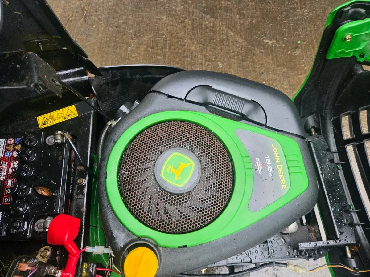 John deere lawnmower - Image 2