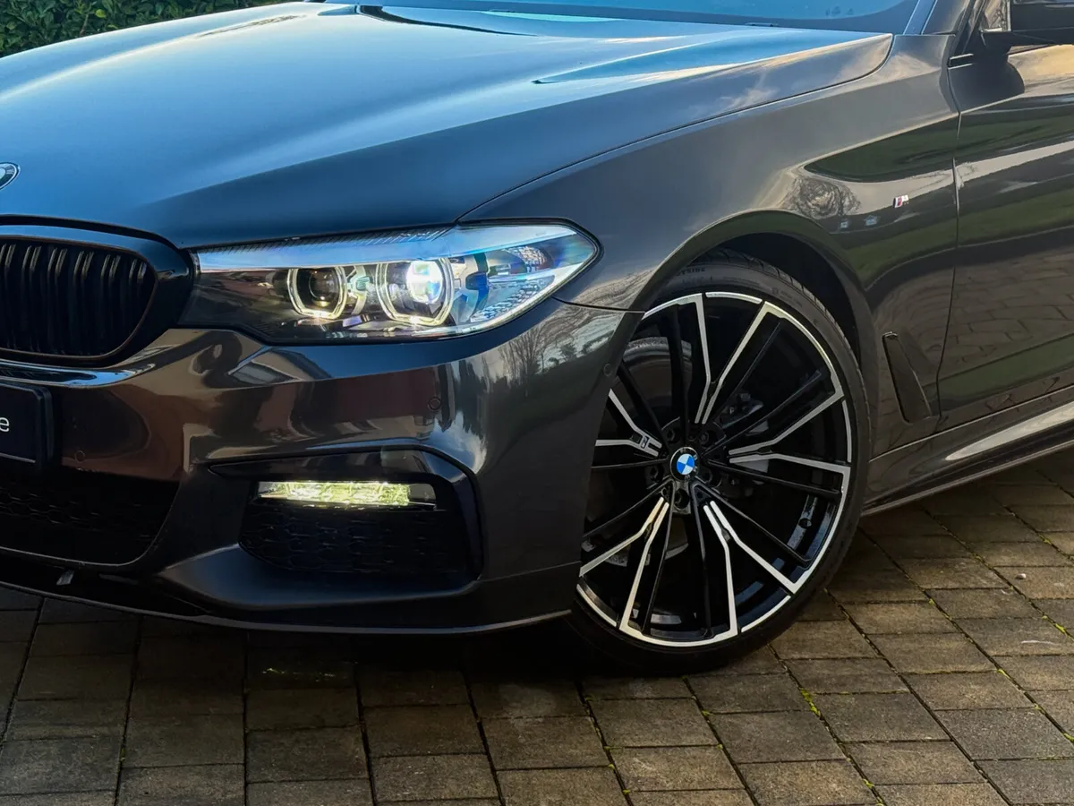 2019 BMW 520d xDrive M Sport - Image 2