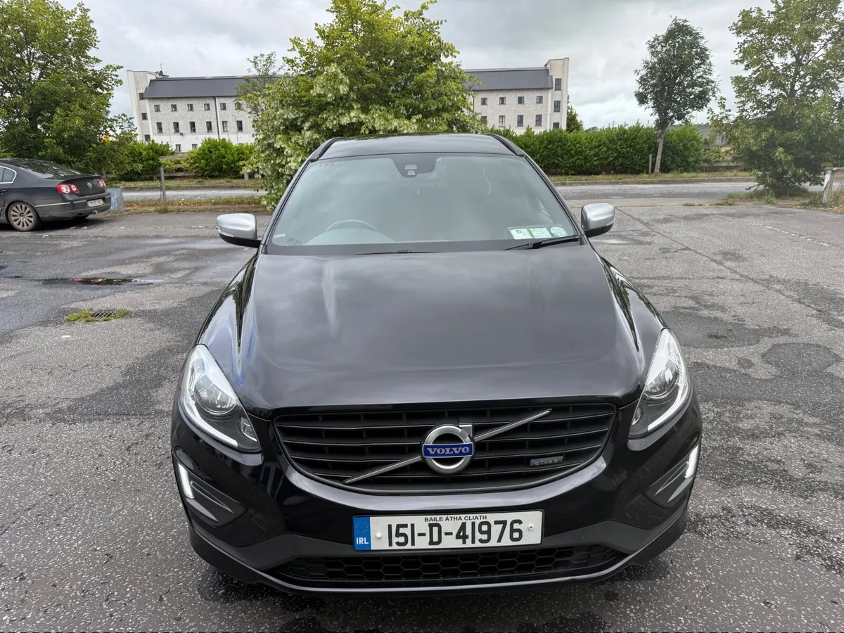 Volvo XC60 2015 (R-Design). Leather. LOW MILEAGE - Image 1
