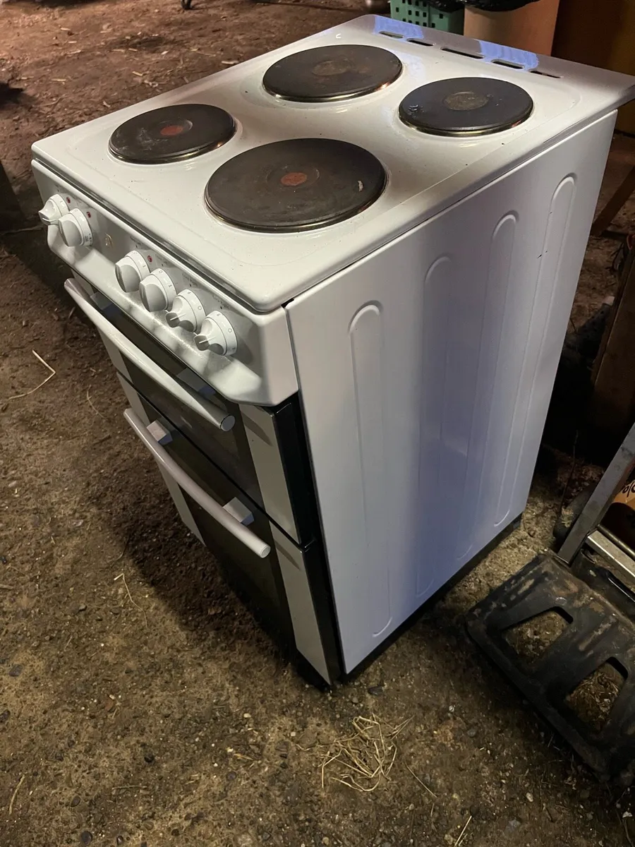 Electric cooker - Image 1