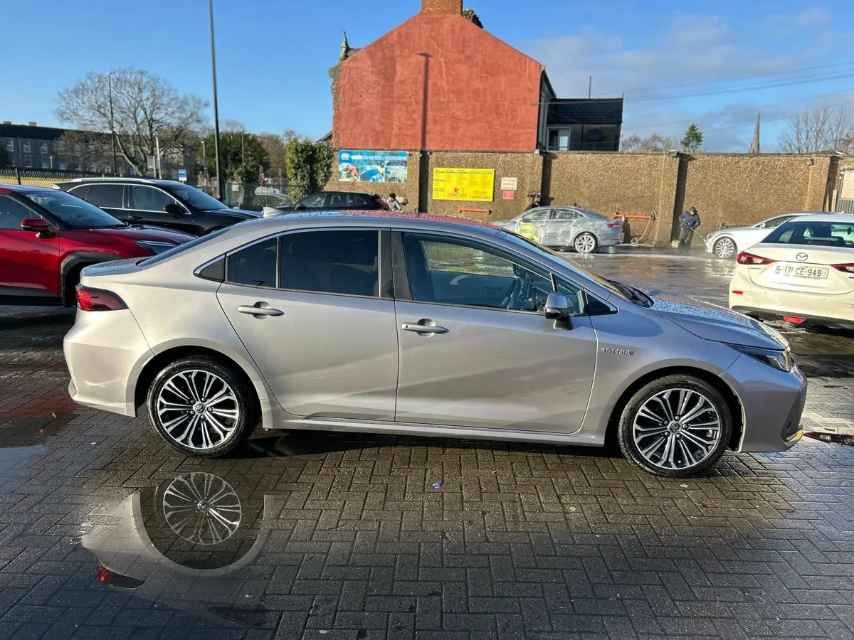 Toyota Corolla 2021 - Image 3