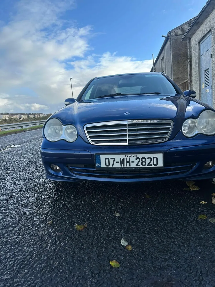 Mercedes-Benz C-Class 2007 - Image 3