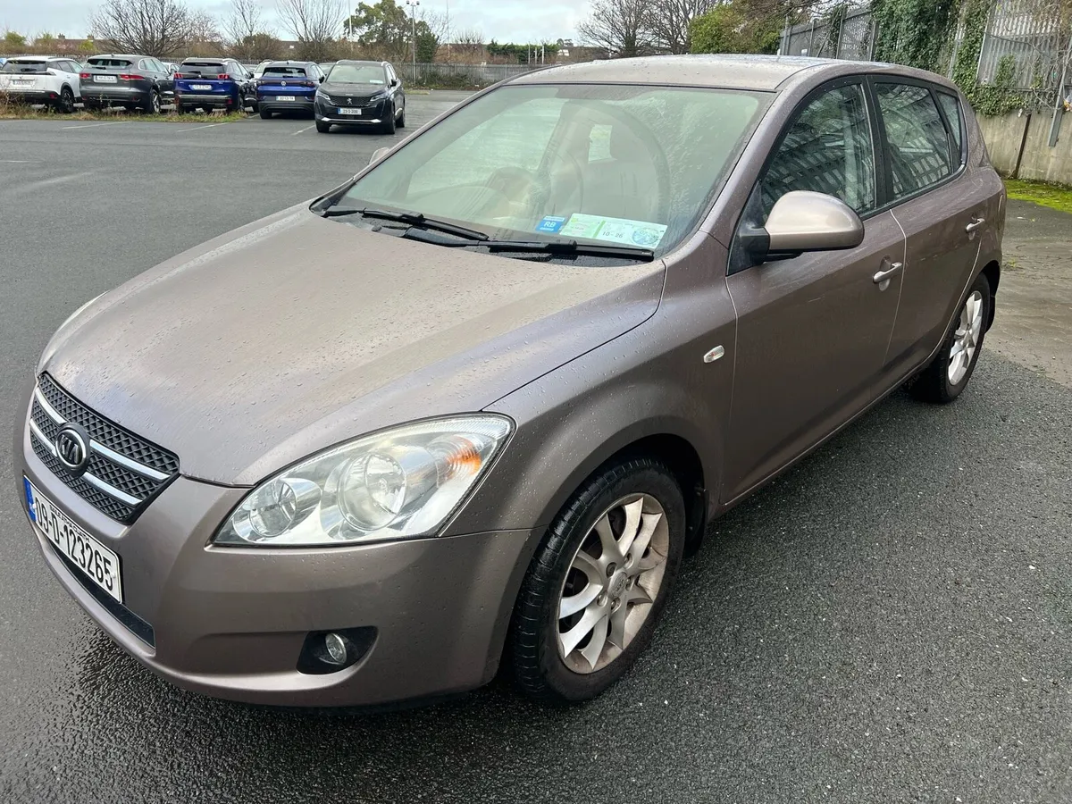 Kia Ceed 1.6 CRDI NCT 12/26 TAX 08/26 low miles - Image 3