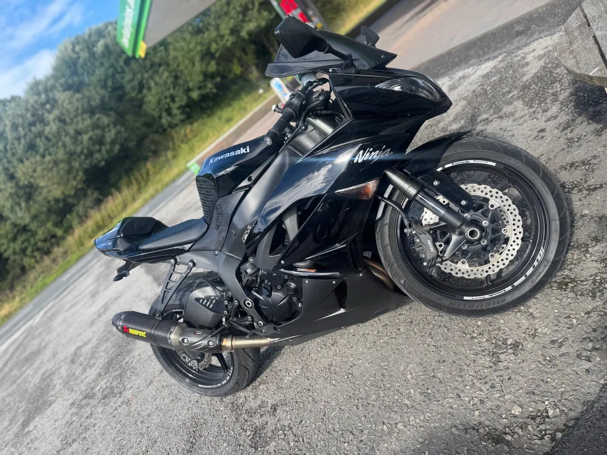 Kawasaki Zx6r ninja 2010 performance edition - Image 3