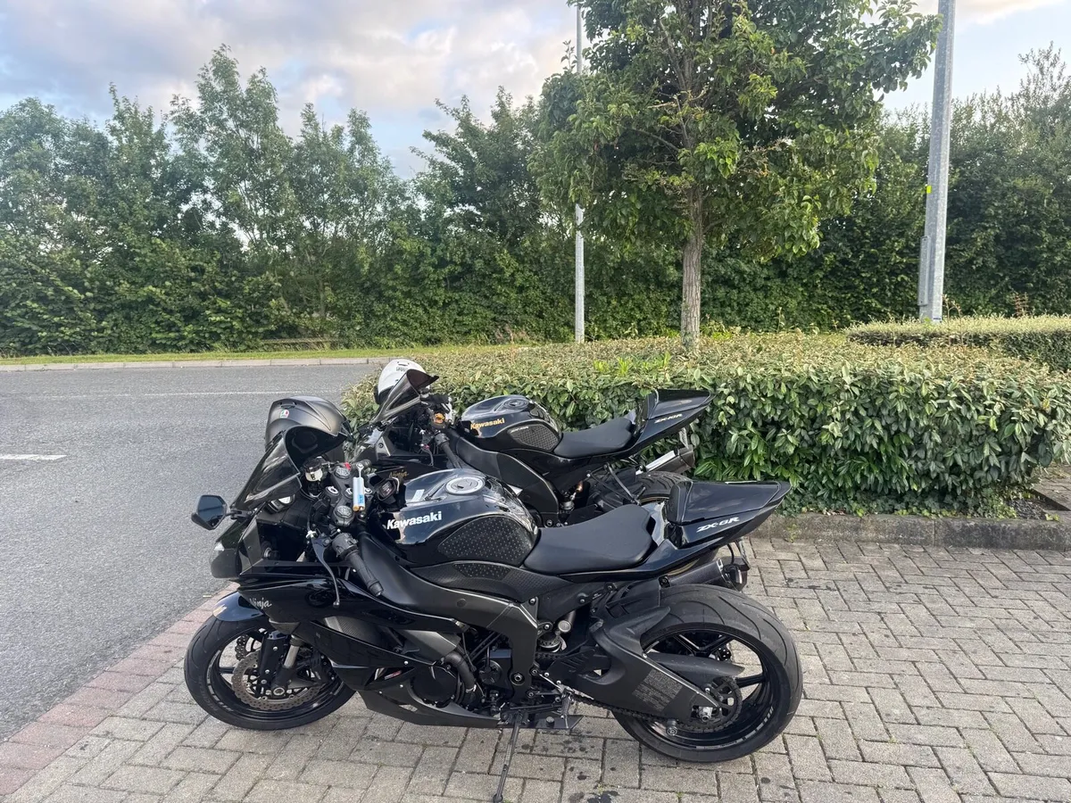Kawasaki Zx6r ninja 2010 performance edition - Image 4
