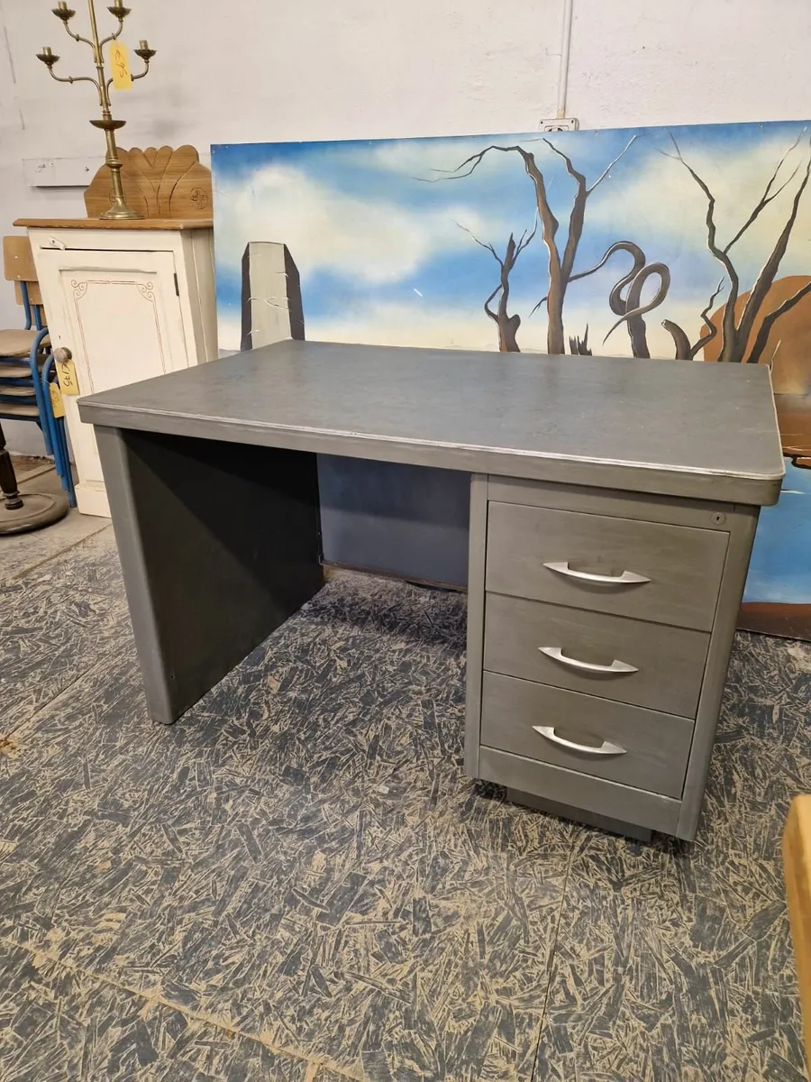 1940s, 50s steel tank desk - Image 1