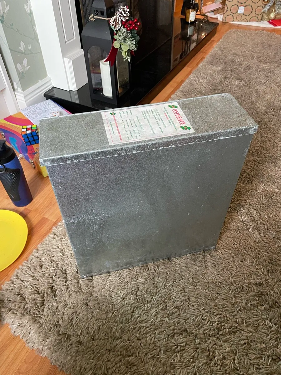 Ash bucket - brand new and never used - Image 4