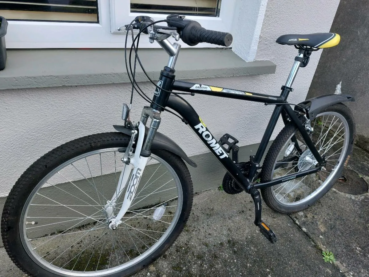 Boys bicycle - Image 3