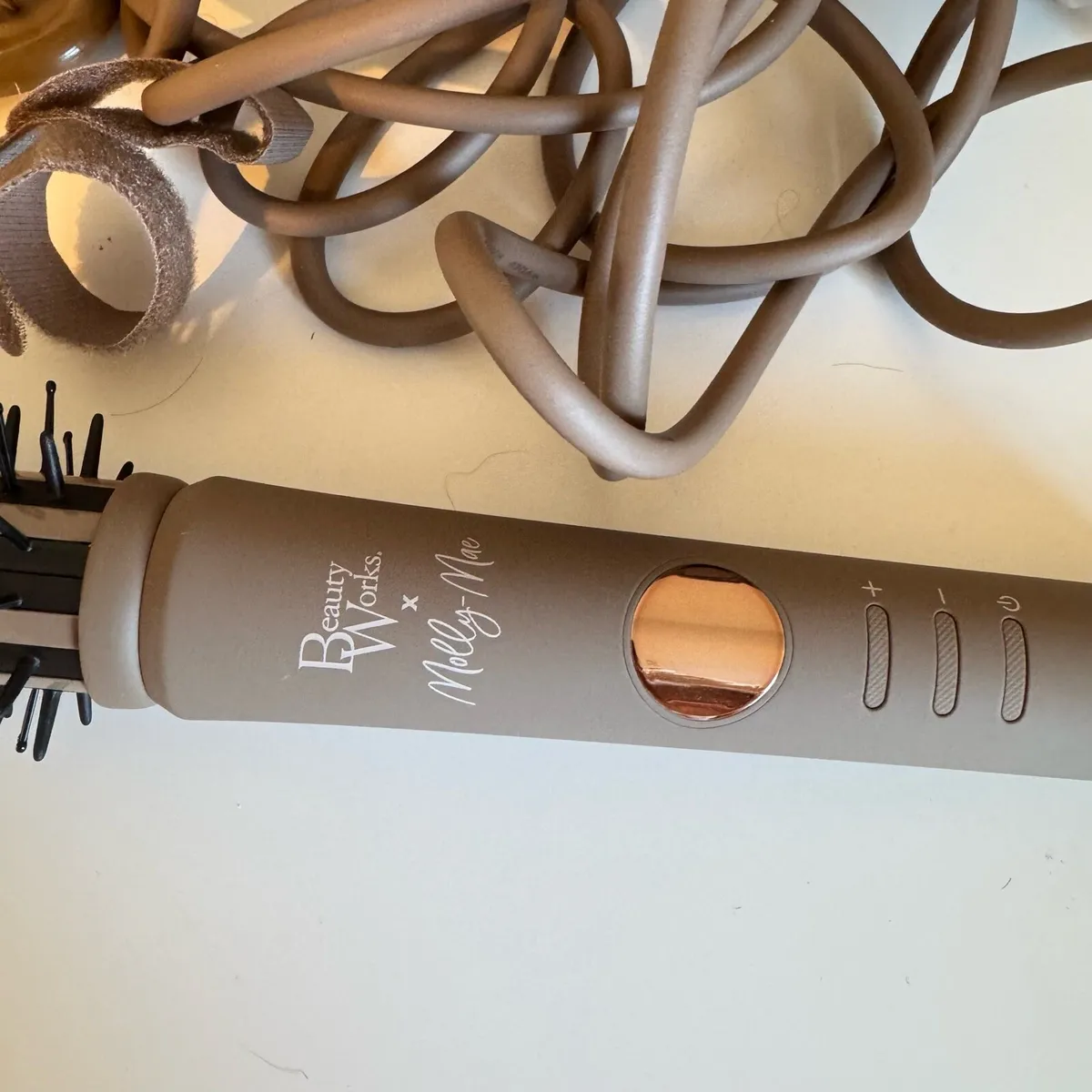 Beauty Works x Molly Mae Hot Brush - Image 3