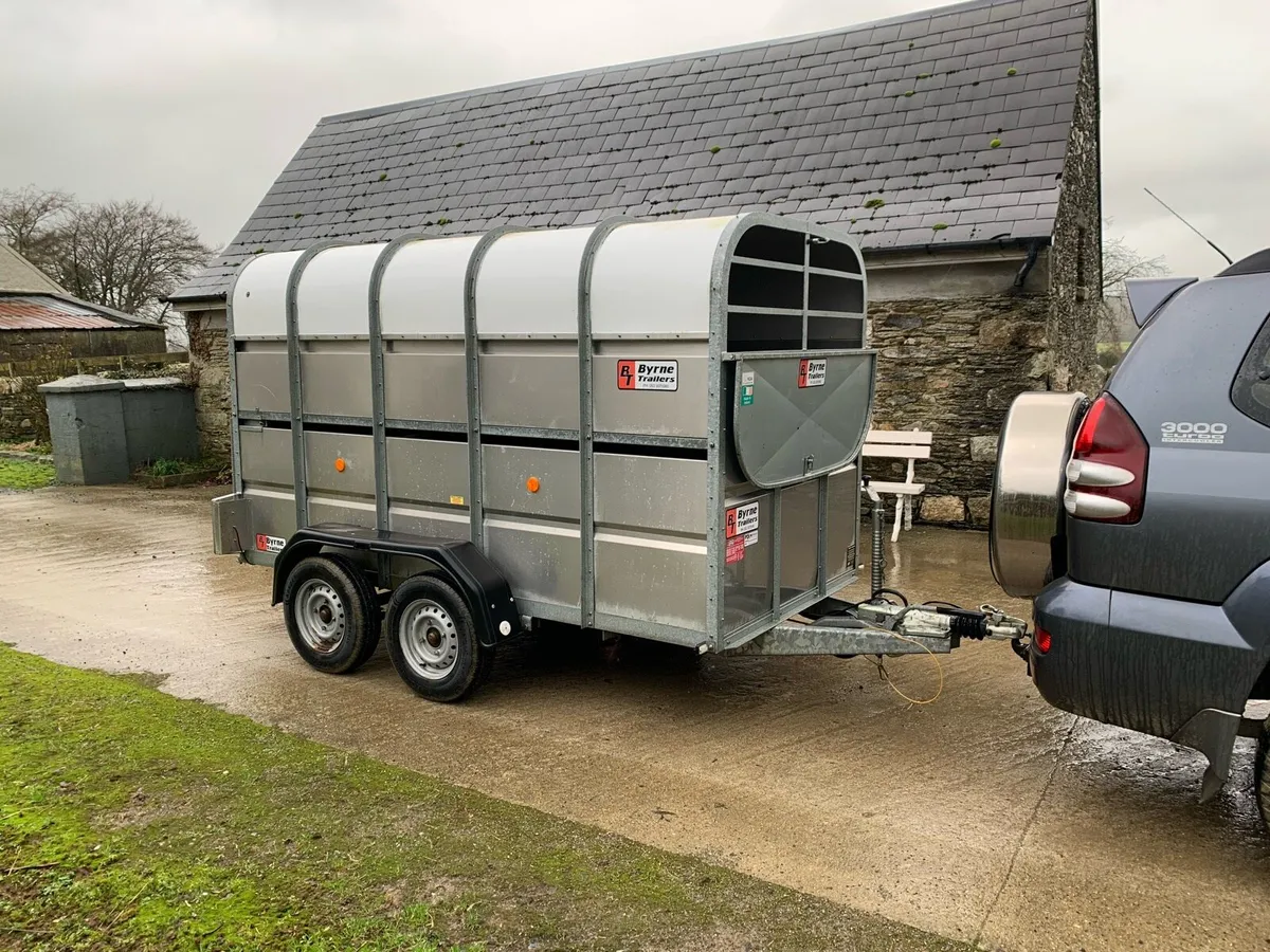 Livestock trailer - Image 1