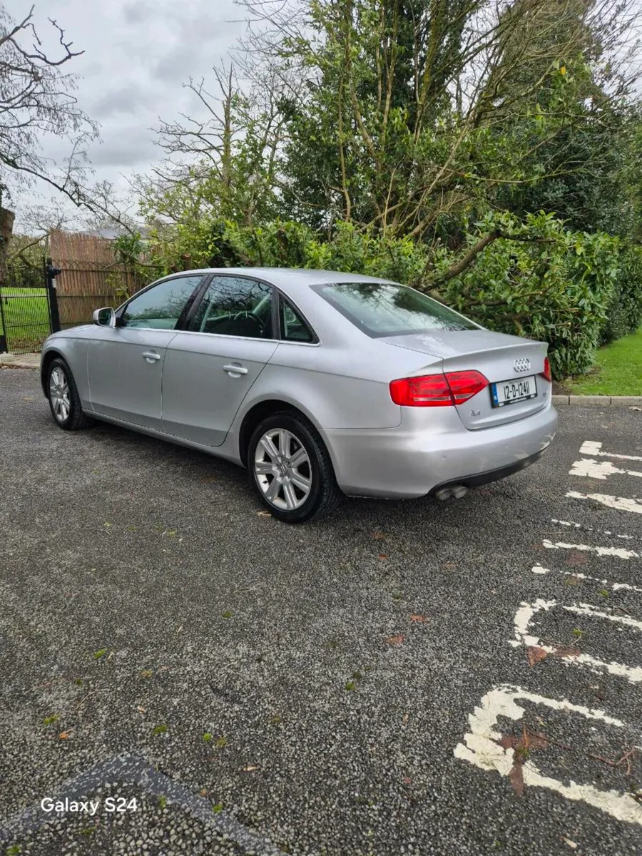 Audi  A4  Diesel  2012 - Image 3