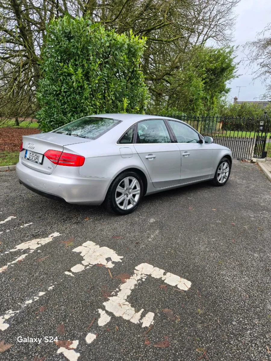 Audi  A4  Diesel  2012 - Image 4