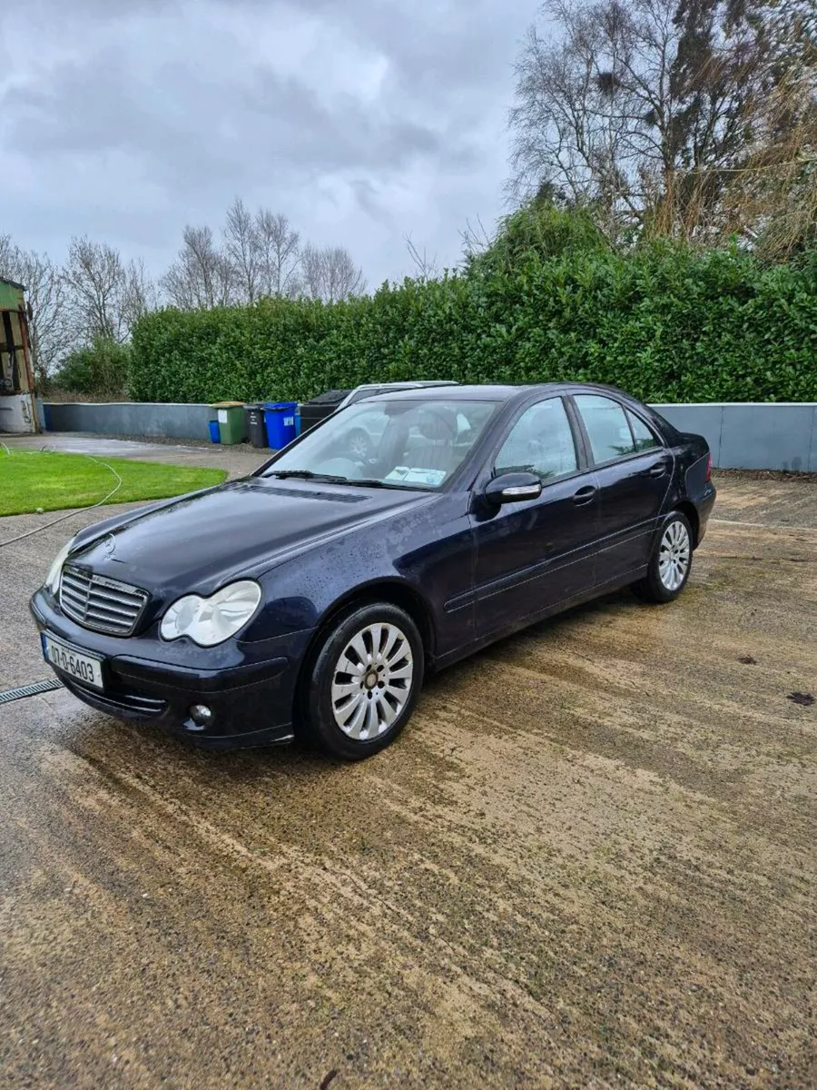 2007 Mercedes c180 - Image 1