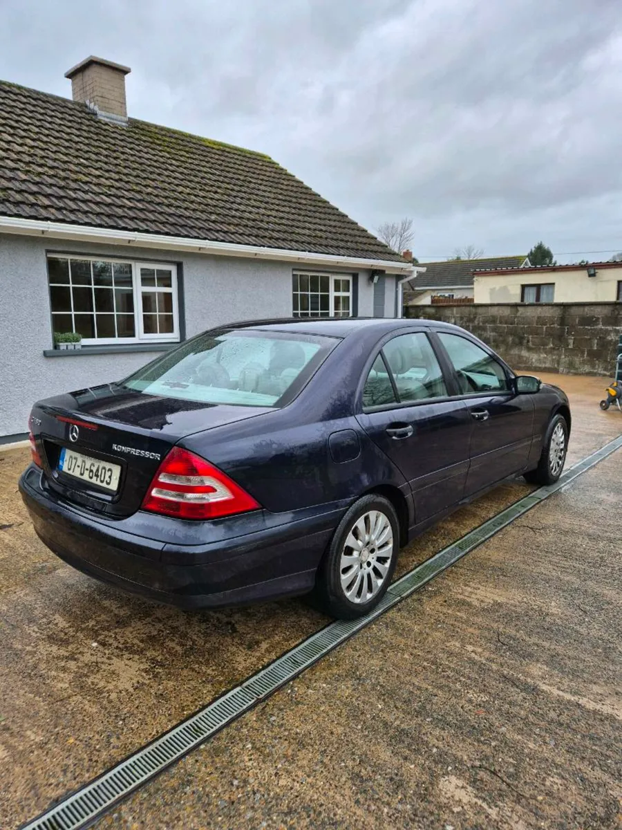 2007 Mercedes c180 - Image 2