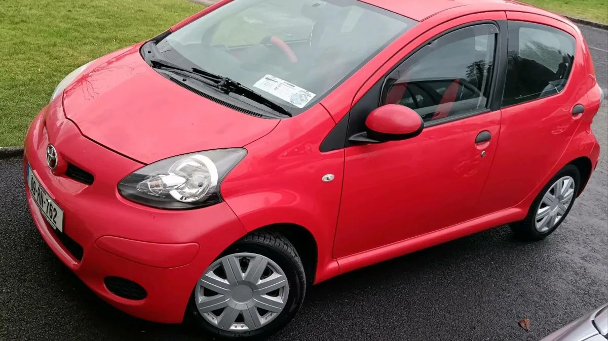 Toyota Aygo *LOW kilometres* - Image 1