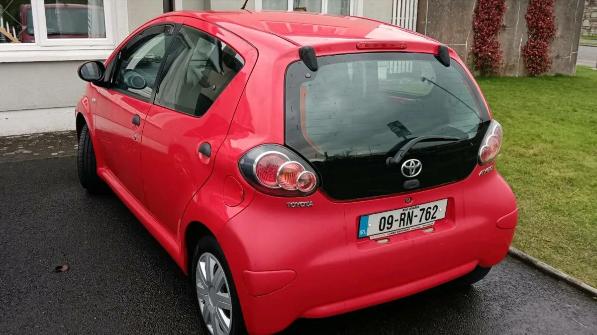 Toyota Aygo *LOW kilometres* - Image 2