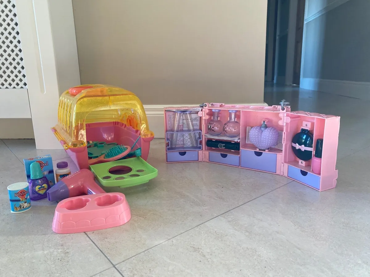 Girls toys - Image 1