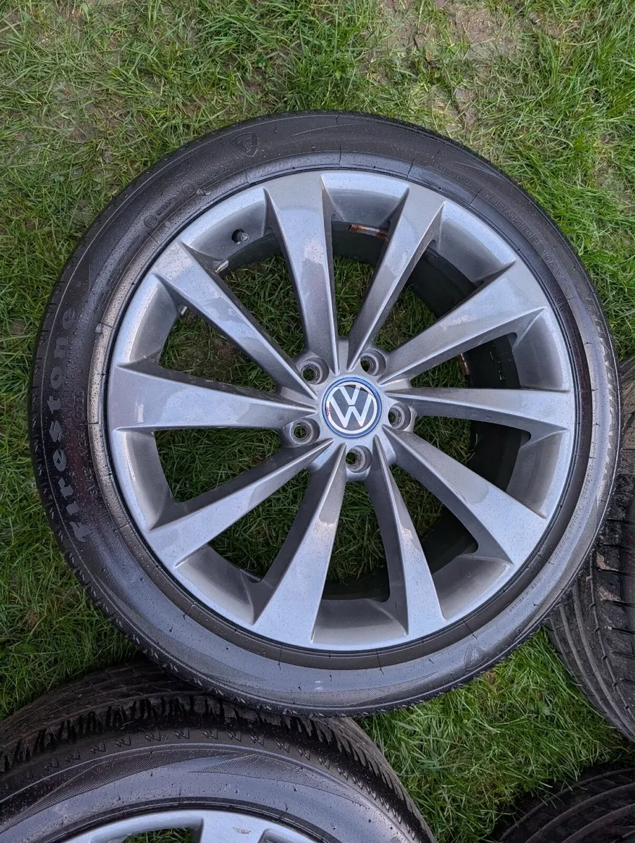 R19  VOLKSWAGEN TRANSPORTER T5 T6 alloy wheels - Image 4