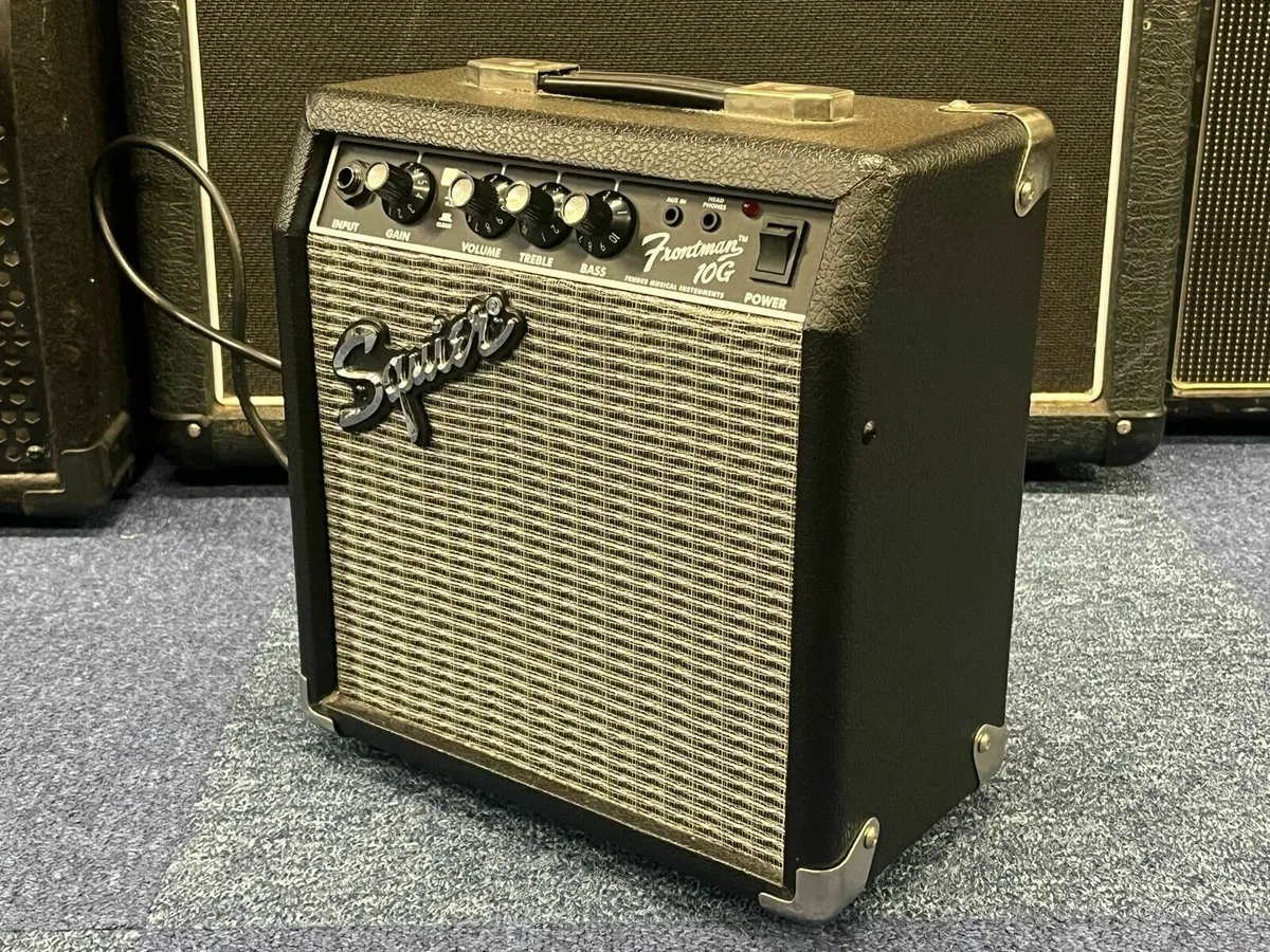 Squier Frontman 10G Guitar Amp - Image 1