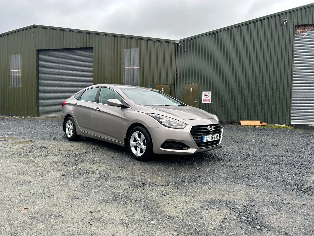 2017 Hyundai  i40 1.7 diesel - Image 1