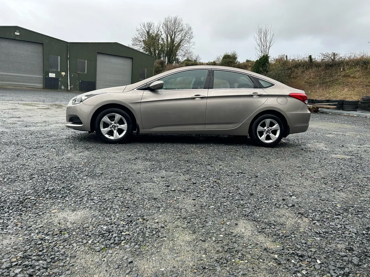 2017 Hyundai  i40 1.7 diesel - Image 4