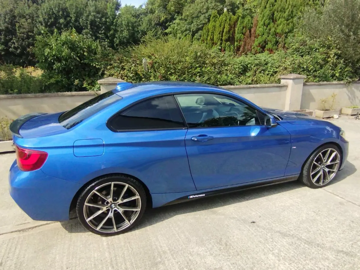 BMW 218D Motorsport - Image 4