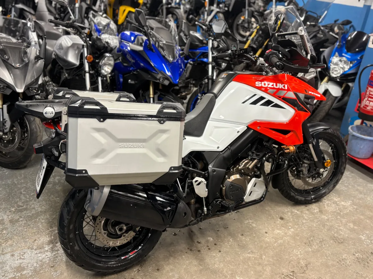 2022 Suzuki DL1050 V-Storm - Image 3