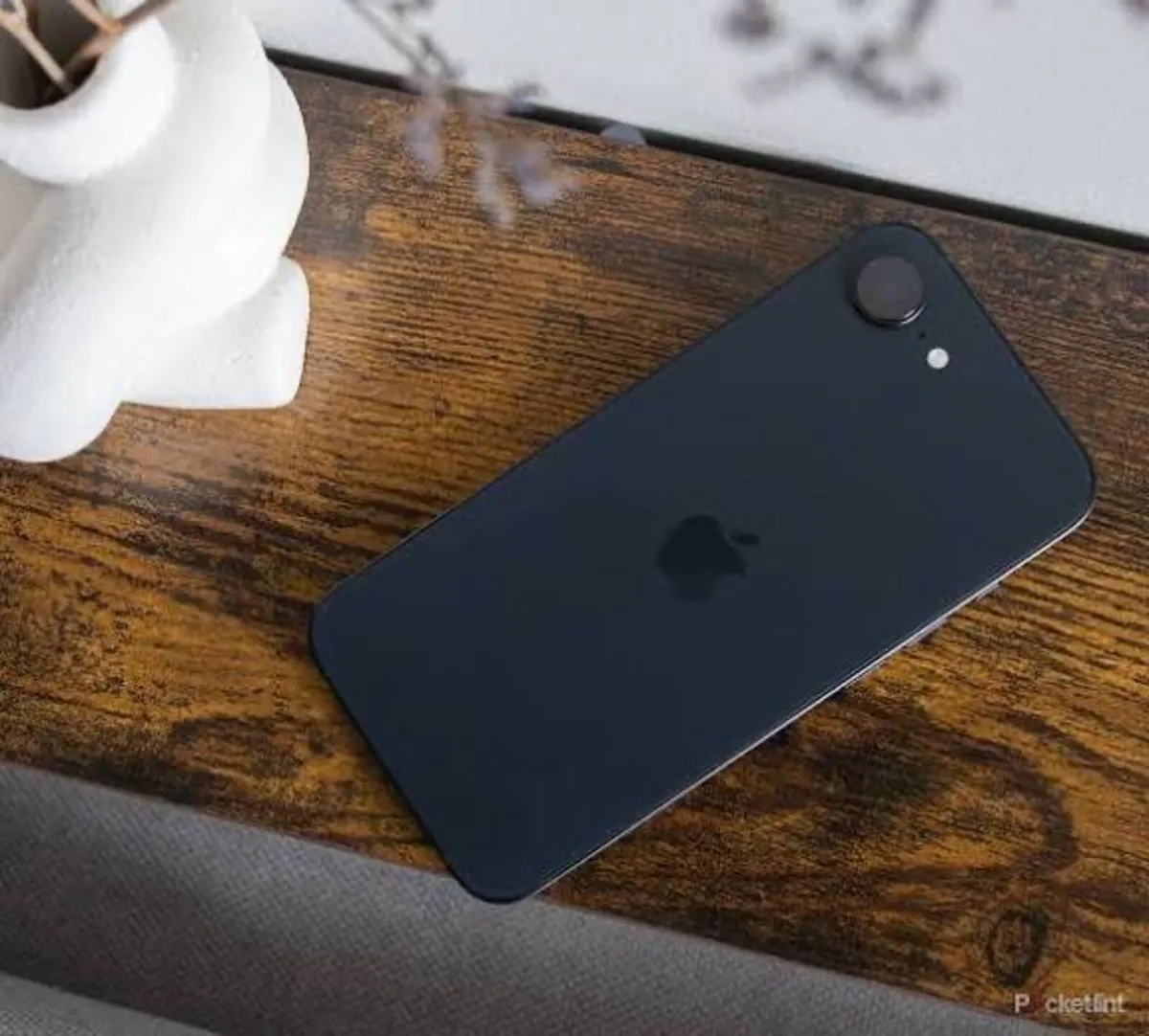 iPhone 16E new - Image 2