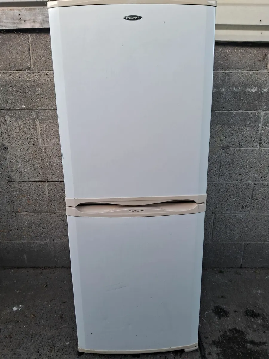 FRIDGE AND FREEZER - Image 4