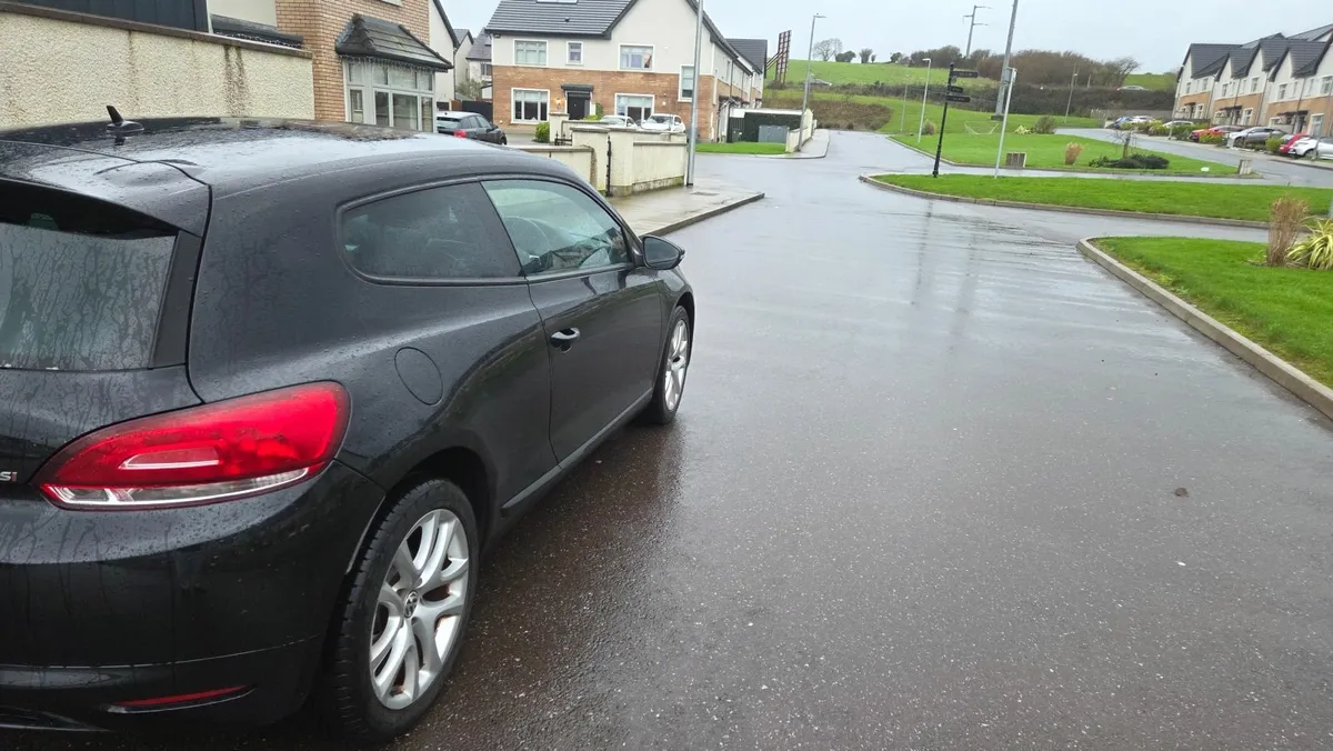 Volkswagen Scirocco 2010 - Image 2