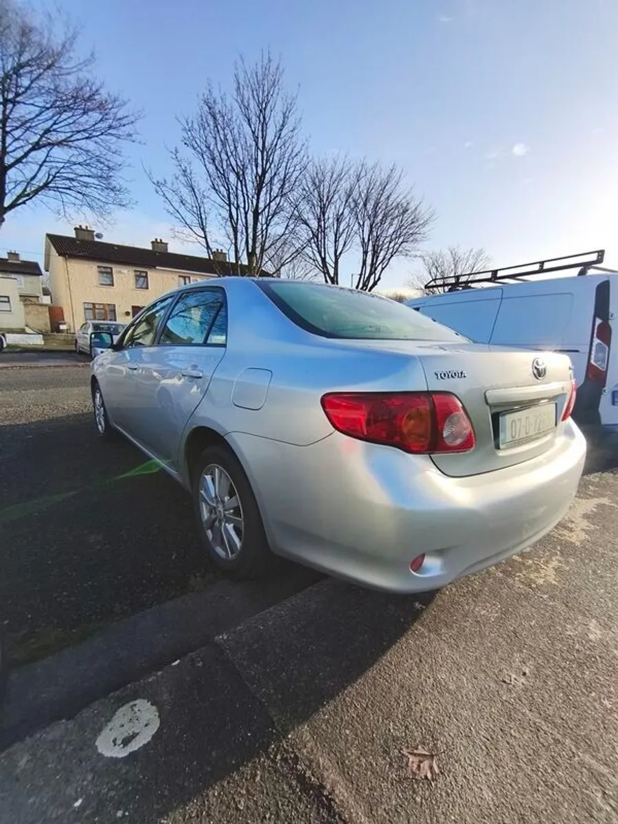 2007 Toyota Corolla - Image 2