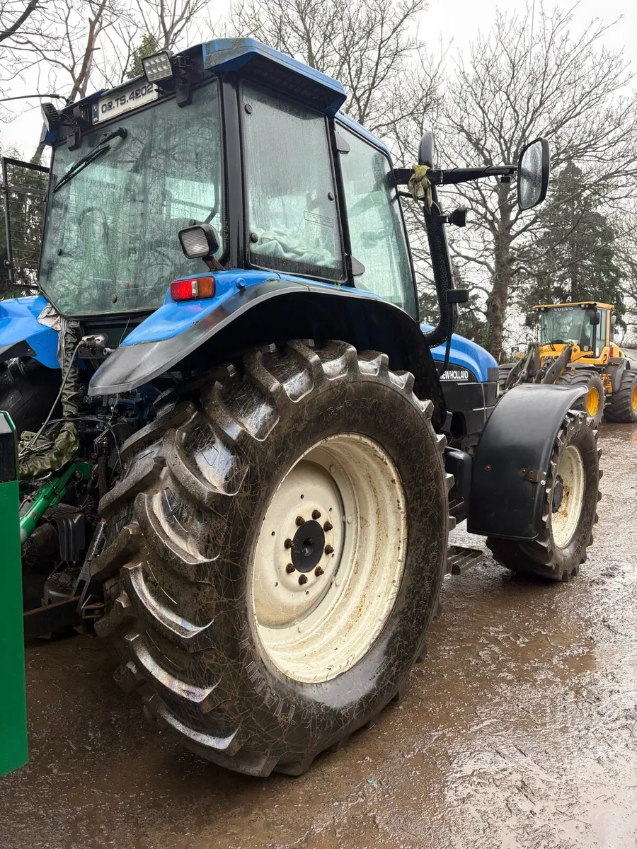 Tm 135 new Holland   Case 210 puma - Image 4