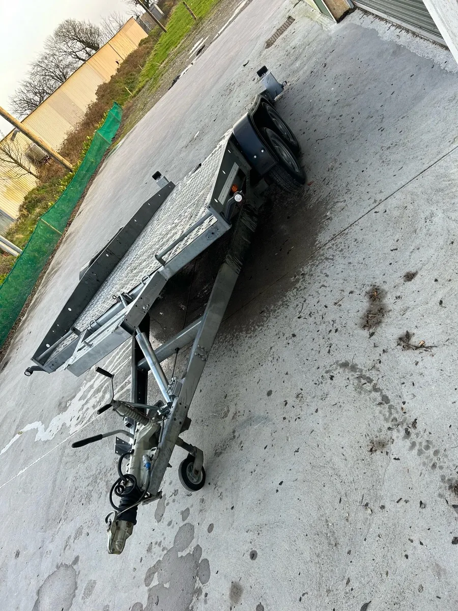 Car transporter - Image 2