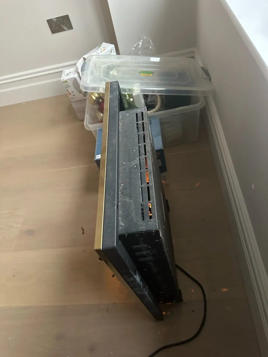 Electric Stove - Image 3