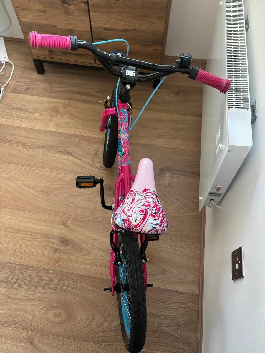 Halfords 16” Girls Bike – Excellent Condition - Image 4