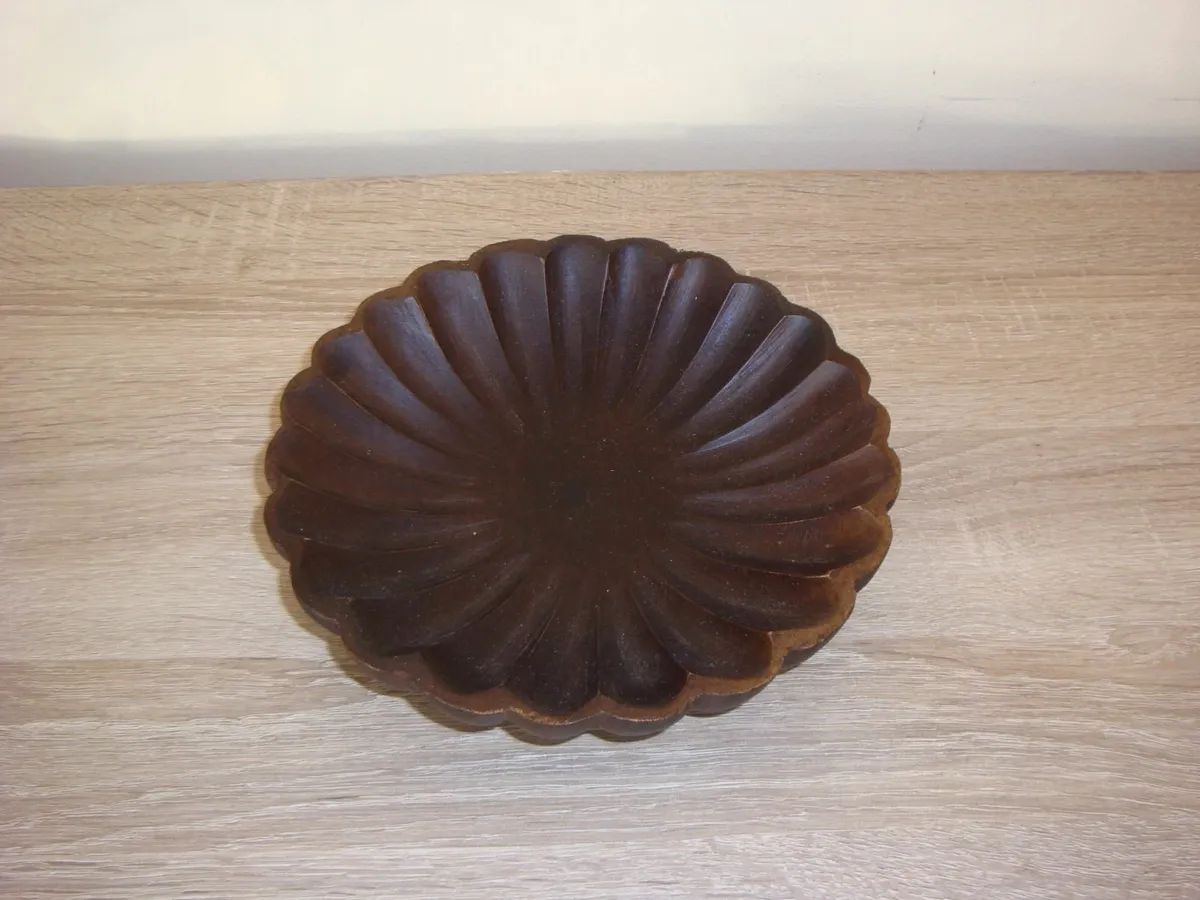Mango wood brown trinket dish - NEW - Image 1